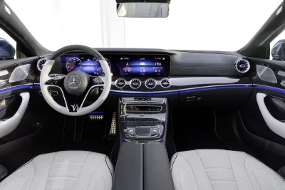 Mercedes-Benz - CLS